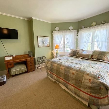 White Rose Inns & Motel Уисконсин Делс Екстериор снимка