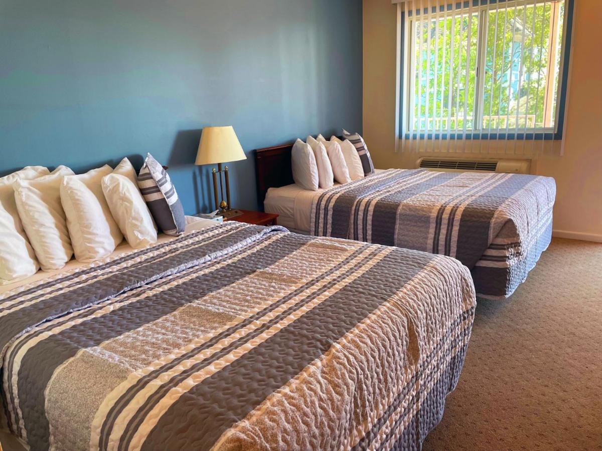 White Rose Inns & Motel Уисконсин Делс Екстериор снимка