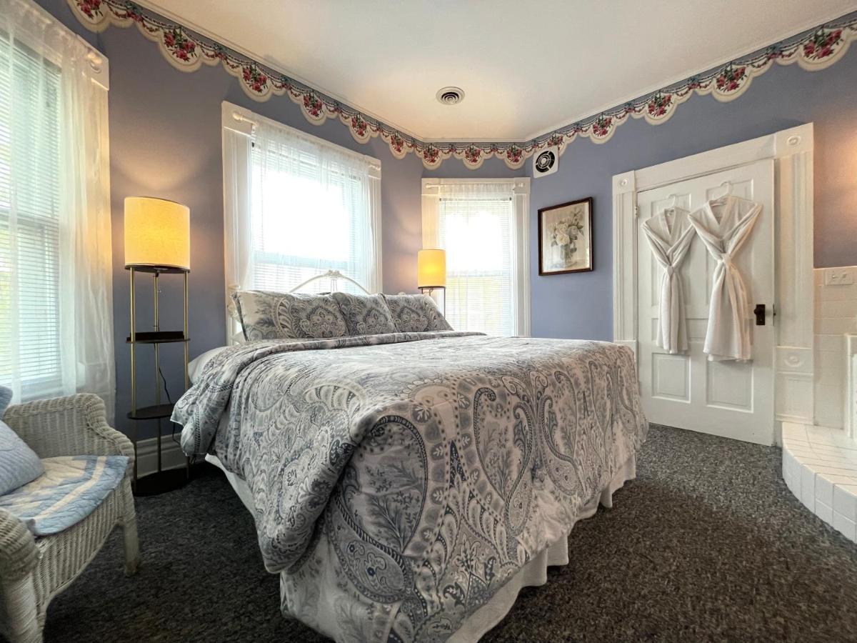 White Rose Inns & Motel Уисконсин Делс Екстериор снимка