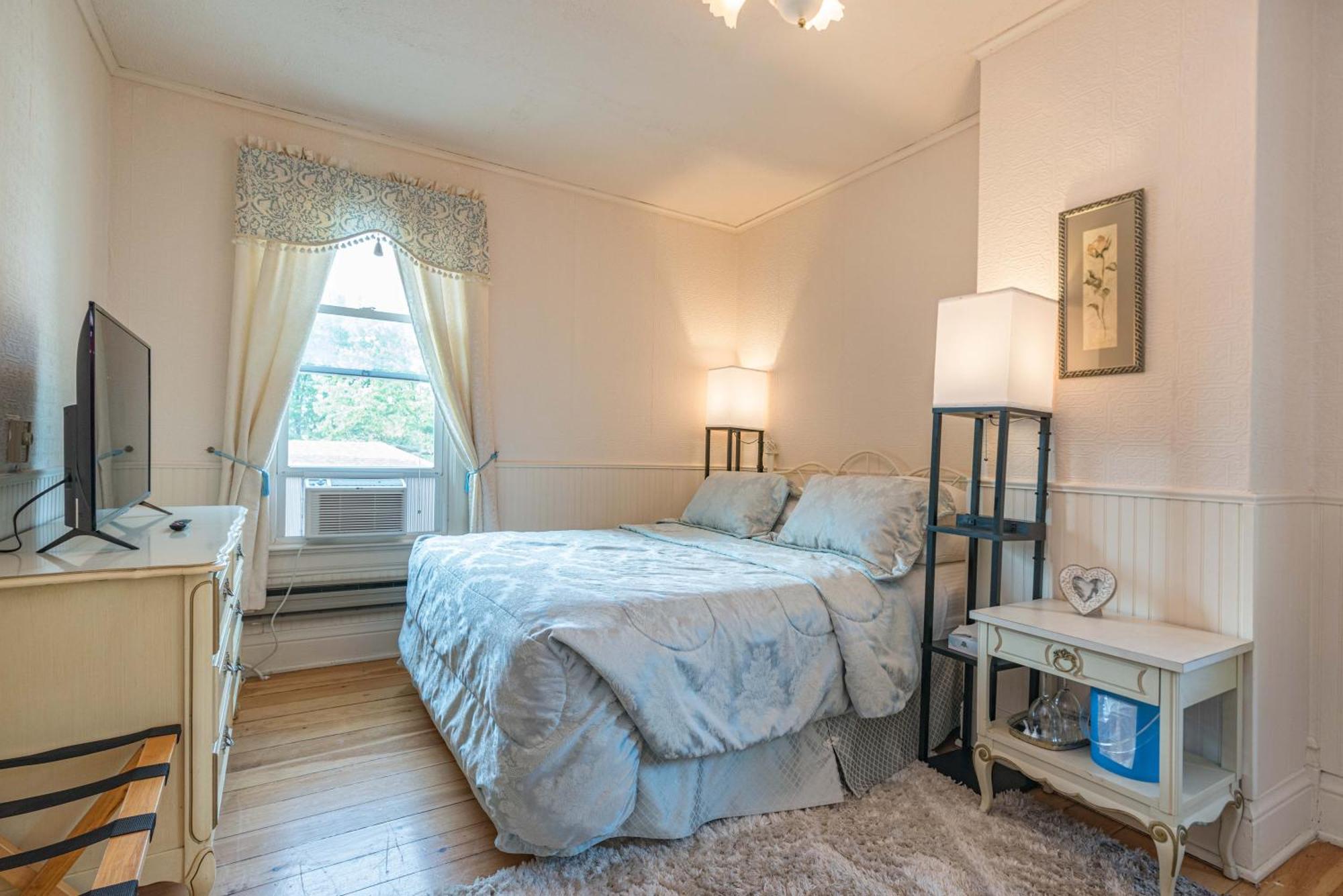 White Rose Inns & Motel Уисконсин Делс Стая снимка