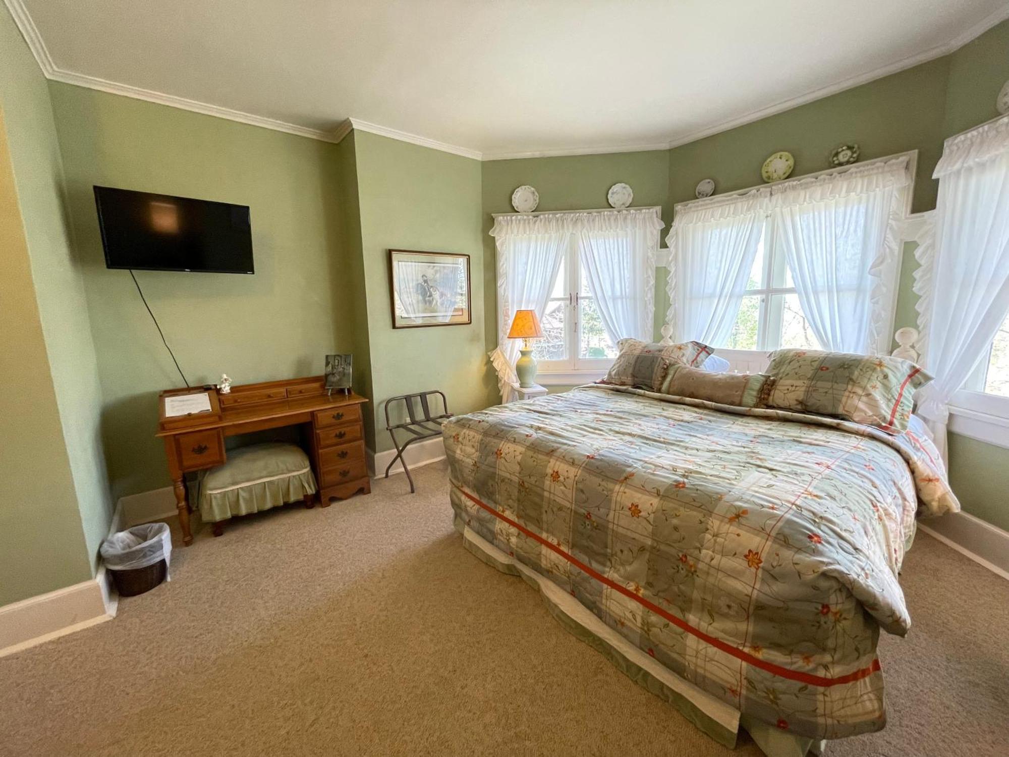 White Rose Inns & Motel Уисконсин Делс Екстериор снимка