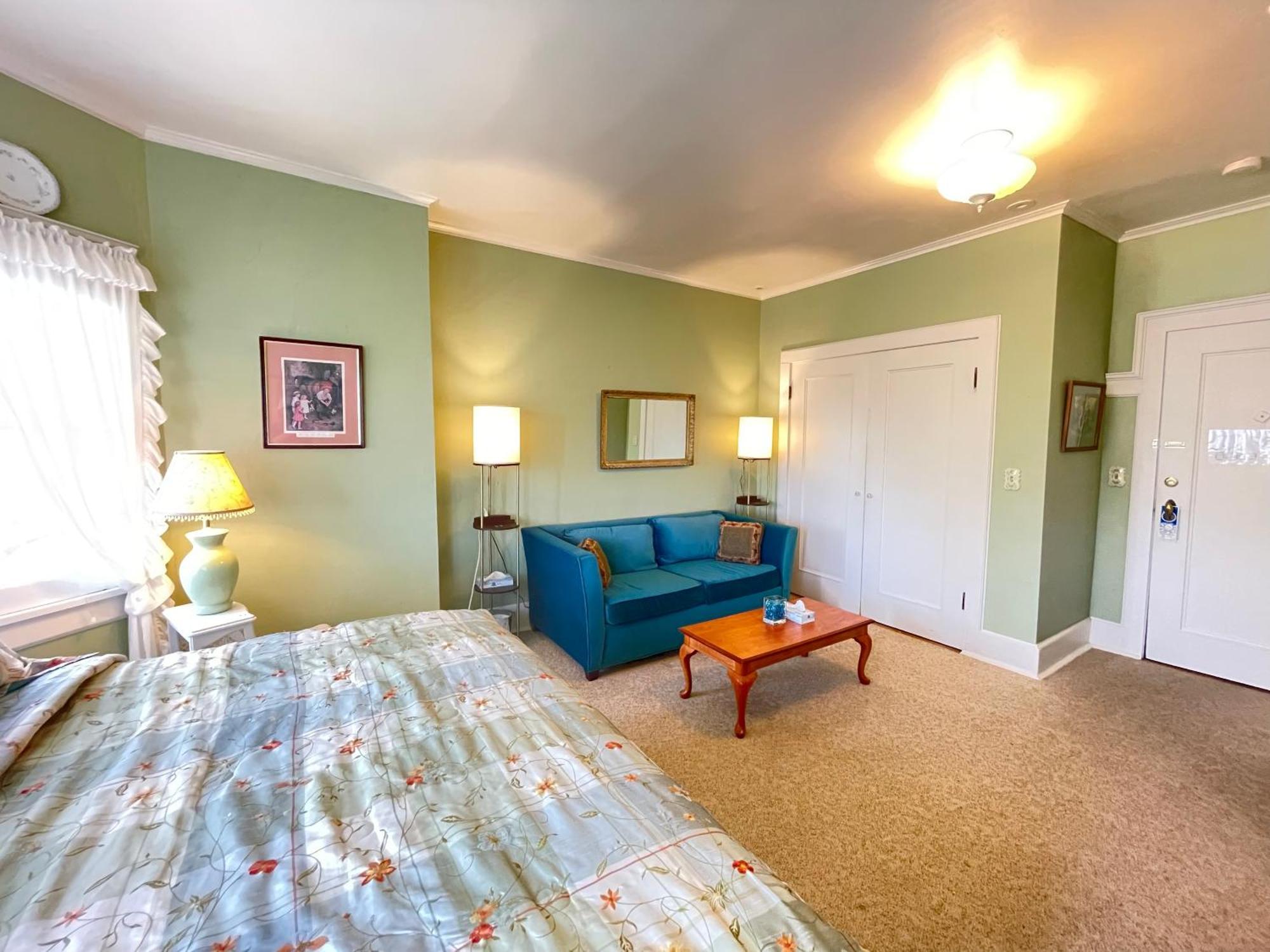 White Rose Inns & Motel Уисконсин Делс Стая снимка
